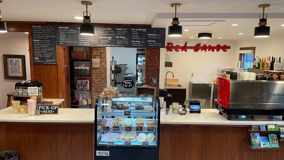 Red Canoe Coffee & Cocktails